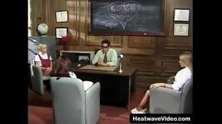 Kelly Karma eğitim yapan #3 - Üniversiteli sürtükler