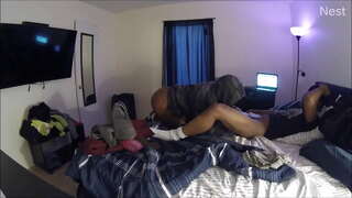 Chic sneaks off on her boyfriend to come fuck