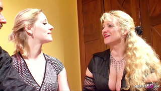 Гвардия неопытная буунун алат жардам жактан жетик соседки алардын биринчи секс втроем