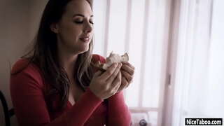 Dik MİLF Chanel Preston emme çük ve var becerdin sert