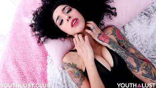 ���ುಂದರ ಮೆಕ್ಸಿಕನ್ ಮಾಡುತ್ತದೆ ತನ್ನ ಮೊದಲ ಅಶ್ಲೀಲ ವಿಡಿಯೋ Kitzia ಪರಿಚಯ