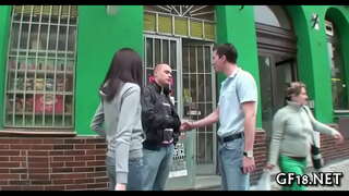 Estraño bicos súa cheo de maxia