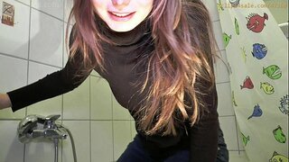 Дънки изглеждат така, че бикини бикини намокают