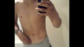 19 yaşlı böyük üzvü