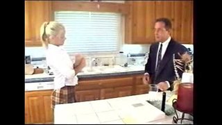 Jodie Moore - Loira babysitter