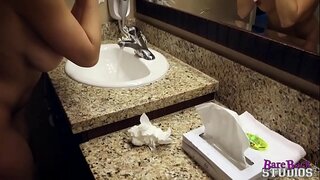 Cristi အမ်းတွင်အခမဲ့သုံးဆင့်သမီးလိုး