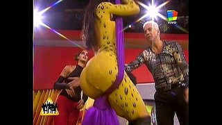 Belen Lavallen - ΩΣ-ζωγραφική σώματος