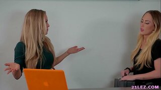 Agent-lesbijką wpadła mi w seksualną szpiega