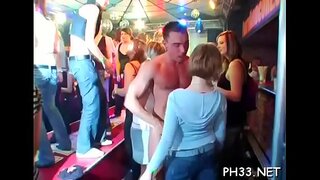 Поза трахать бамын пӧсь шпилька