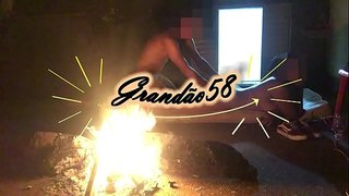 Morena com tes&amp;atilde;ਹੇ calvalgando gostoso