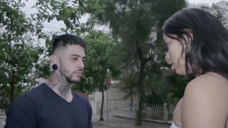 Sa 50 sa may Puangod sa usa ka dalan nga nagbaligya sa iyang dungog fuck alang sa salapi