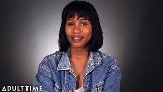 Jenna Foxx Masturbates &amp;amp; Govori O Tem!