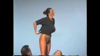 Stërmadh-tits-on-the-beach-http:// /WantToChat