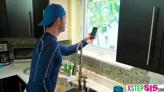 ���ੈਟਿਨ stepsister ਹੈ, ਇੱਕ ਚੰਗਾ ਲੂੰਡ sucker ਅਤੇ ਮੈਨੂੰ ਬੇਨਕਾਬ ਉਸ ਨੂੰ ਇਸ ਨੂੰ ਕਰ