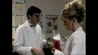 ���ిస్సి ( ముధీరిన సెక్స్ ప్రొఫెసర్ )