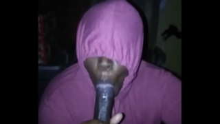 Црно дрво толстушки хлебает сперму из других Би-би-си